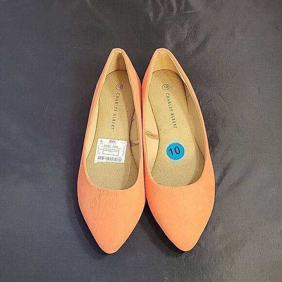 BRAND NEW CHARLES ALBERT SUEDE POINTED TOE SLIP-ON WOMEN"S FLAT SHOE - Picture 2 of 13